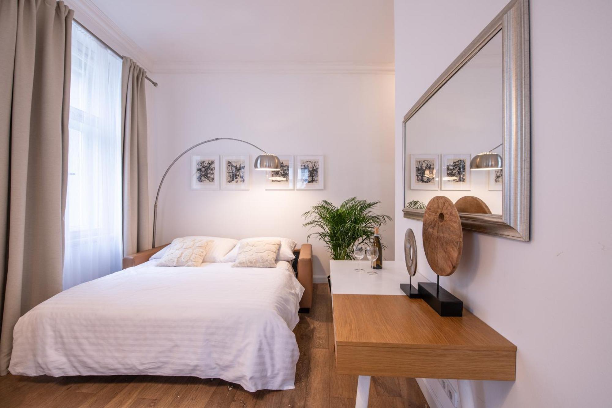 Modern Downtown Apt - Renovated, On Ideal Location Πράγα Εξωτερικό φωτογραφία