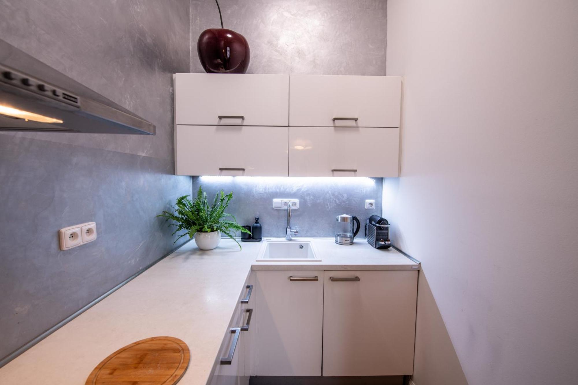 Modern Downtown Apt - Renovated, On Ideal Location Πράγα Εξωτερικό φωτογραφία